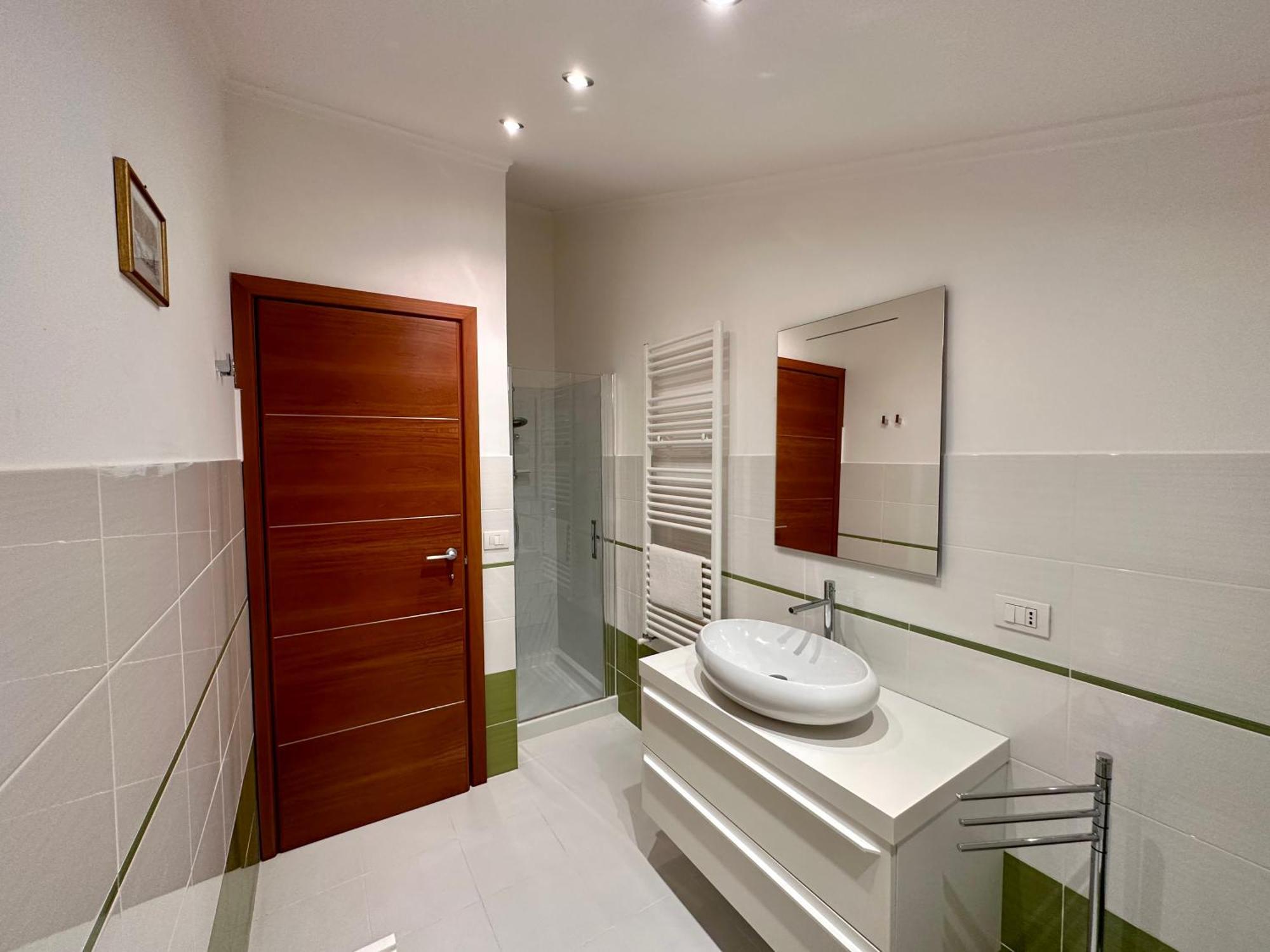 Sisters' Home - Appartamento Nel Centro Storico Con Terrazzo, Aria Condizionata E Vasca Da Bagno Siena Bagian luar foto